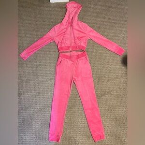 Stylish Pink Cropped Women's Tracksuit